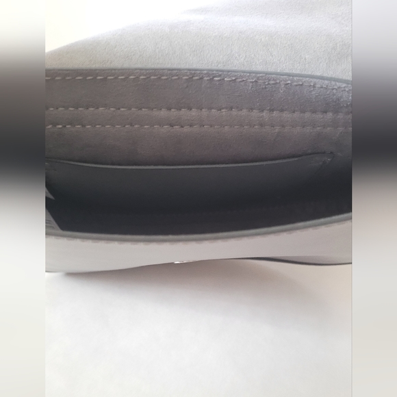 NWT GAP Crossbody Saddle Bag in Grey - Picture 11 of 13